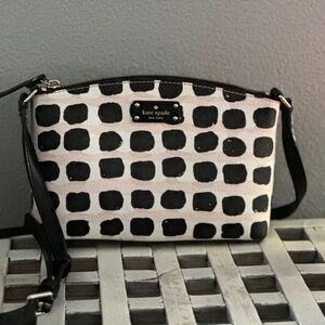 Kate Spade Over the Shoulder or Cross Body purse